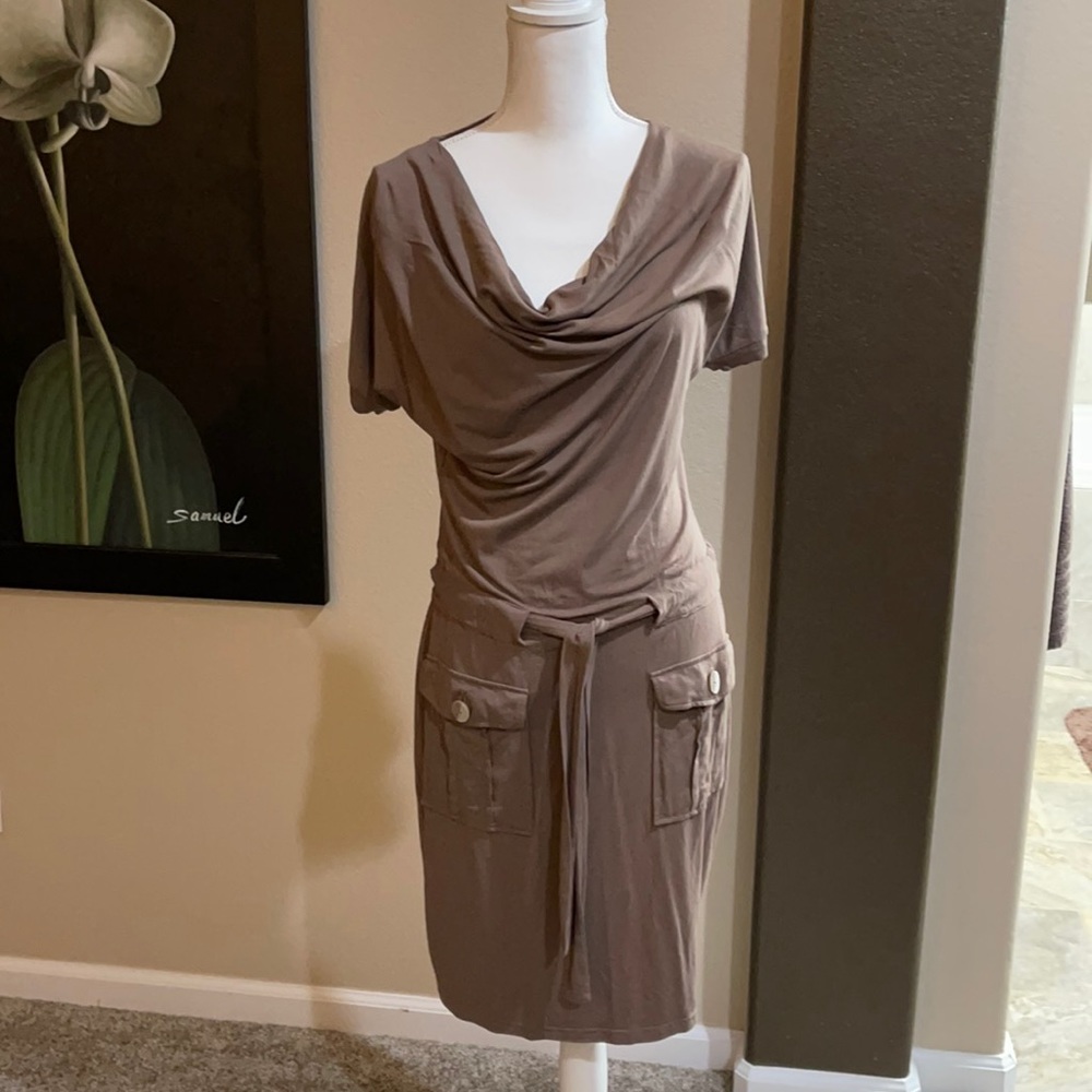 Venus t-shirt dress